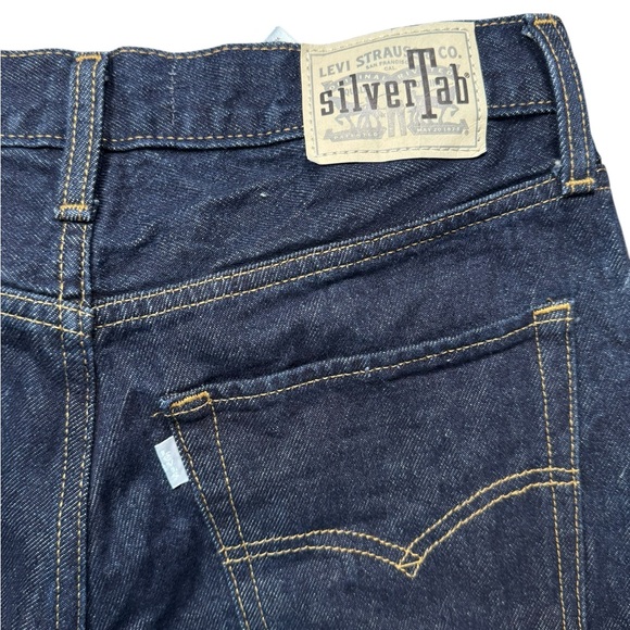 Levi’s SilverTab ‘94 Baggy Jeans | High Waist Y2K Vintage Fit | Size 30 - Picture 8 of 9